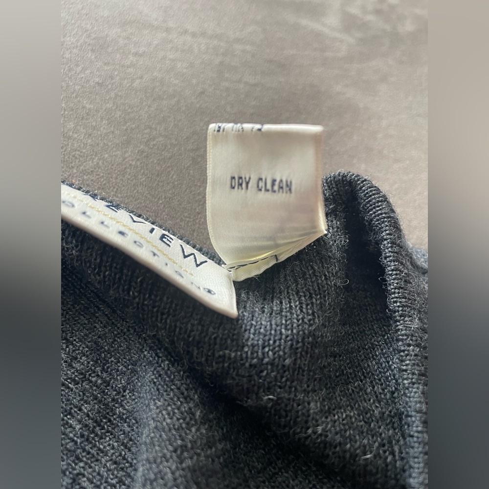 USED— preview brand sweater grey color, 100% merino wool. - Picture 3 of 4